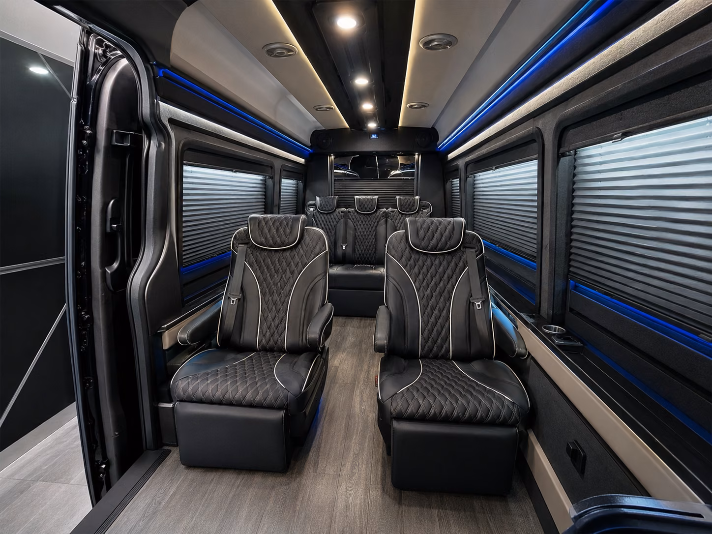 use abilenecharterbuscompany com to arrange semester airport shuttles for acu hsu and mcmurry students