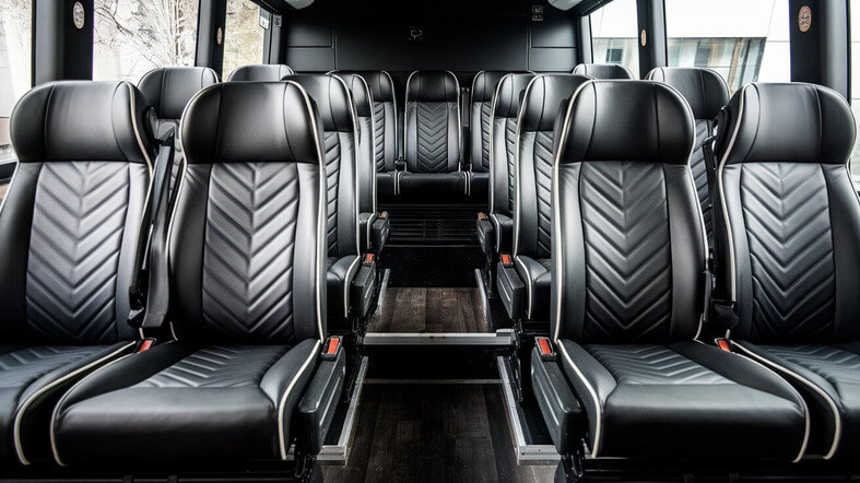 18 passenger minibus rental arlington